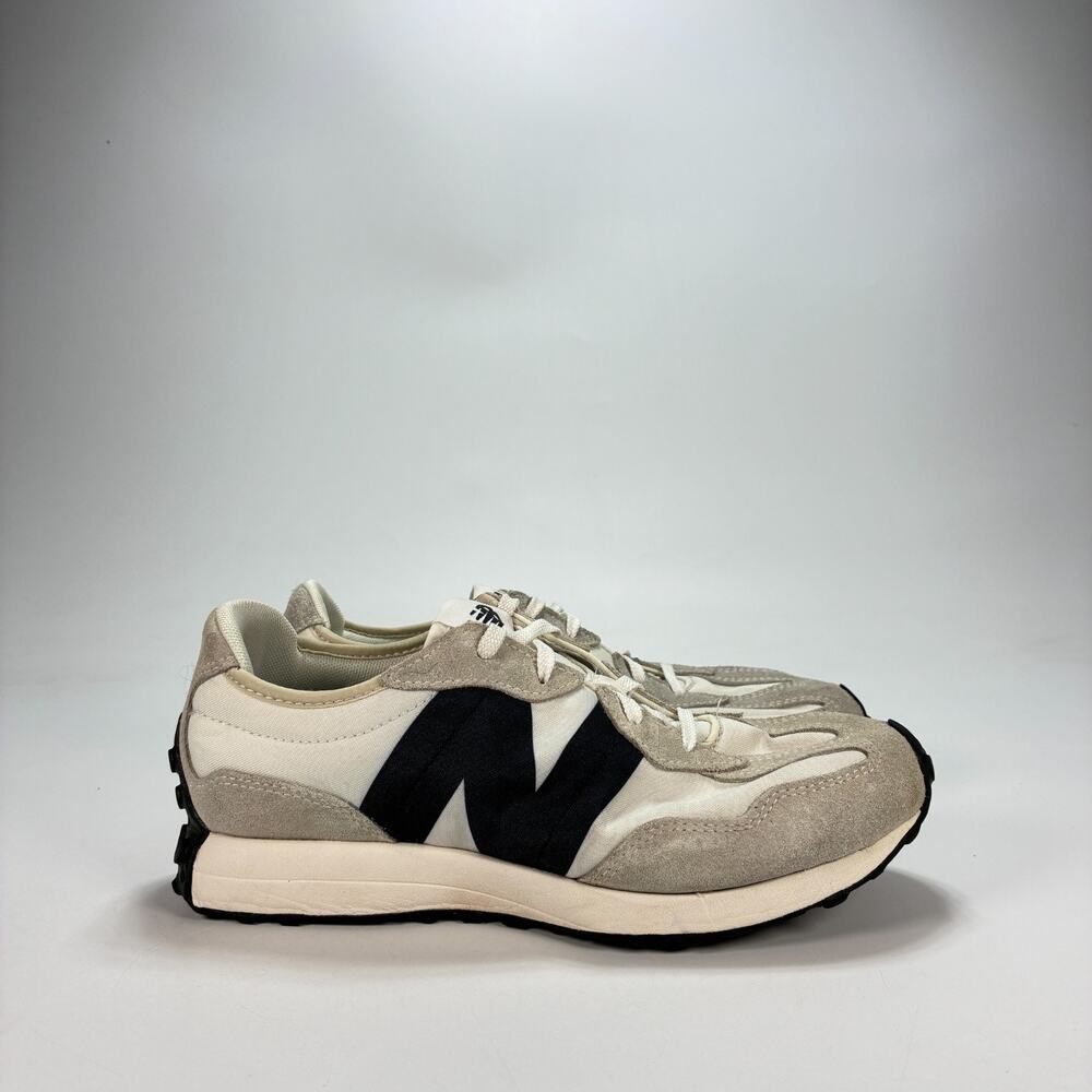 New Balance 327 Sea Salt Black Sneakers Shoes GS237FE Youth Size 6 Womens Sz 7.5